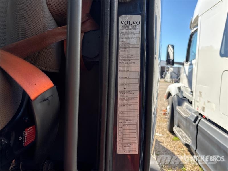 Volvo VNM Trekkers