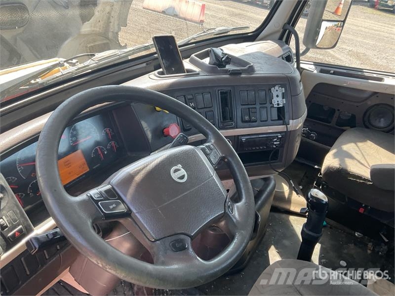 Volvo VNM Tegljači