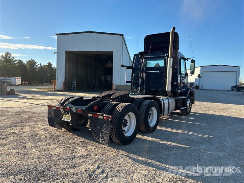 Volvo VNM Trekkers