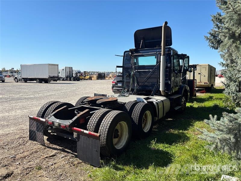 Volvo VNM Trekkers