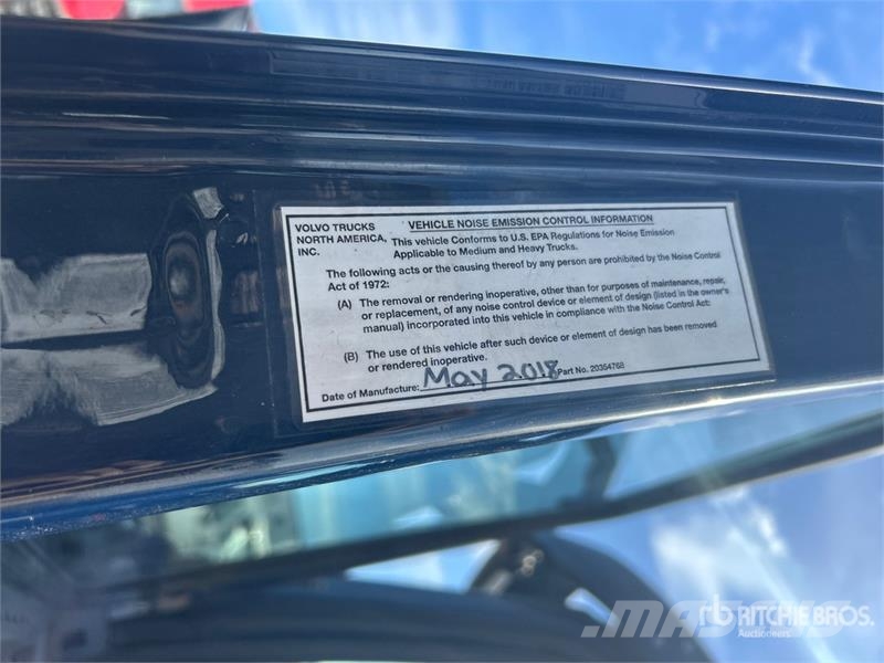 Volvo VNR 6x4 T/A Day Cab Truck Tractor Trekkers