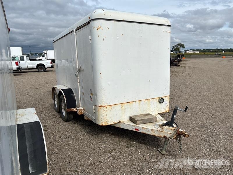  W-W Trailer 12 ft T/A Enclosed Trailer Прицепы-фургоны