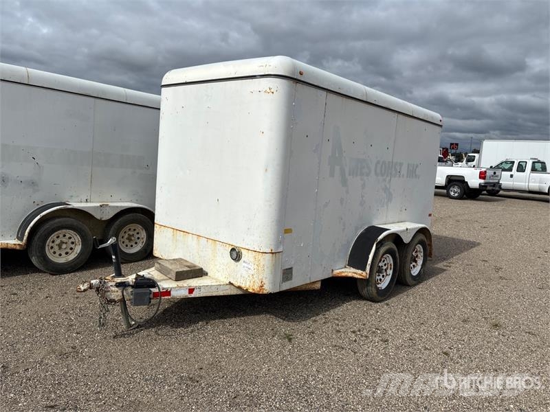 W-W Trailer 12 ft T/A Enclosed Trailer Прицепы-фургоны