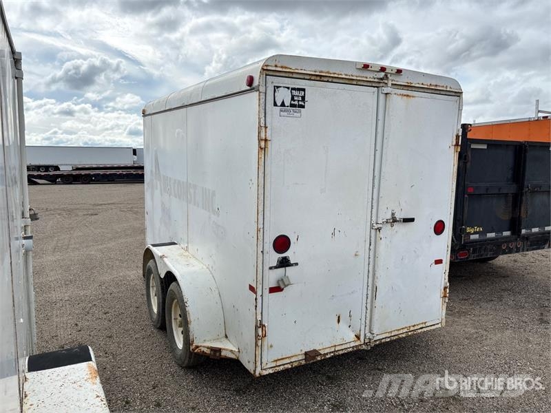  W-W Trailers 12 ft T/A Enclosed Trailer Прицепы-фургоны