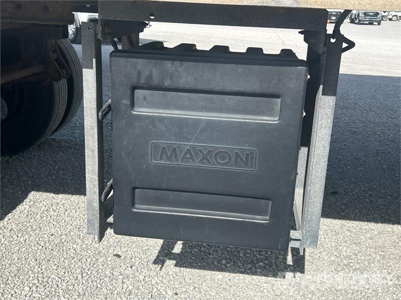 Wabash 28 ft x 102 in S/A Van Trailer Box Trailers