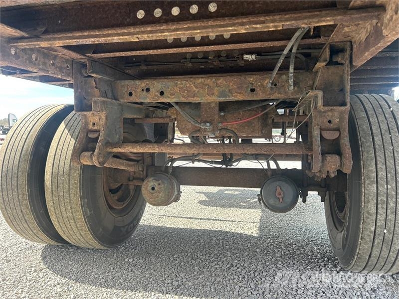 Wabash 28 ft x 102 in S/A Van Trailer Box Trailers