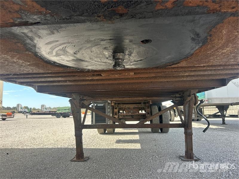 Wabash 28 ft x 102 in S/A Van Trailer Box Trailers