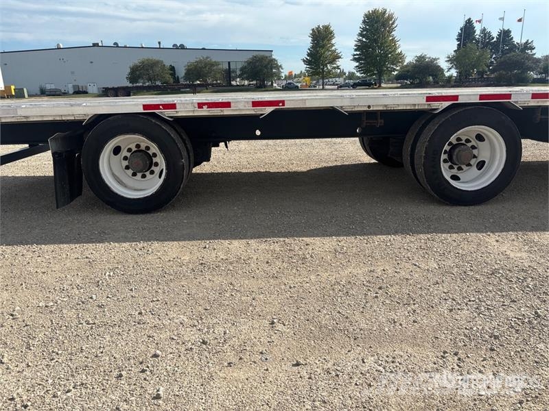 Wabash 53 ft T/A Step Deck Trailer 平板拖车