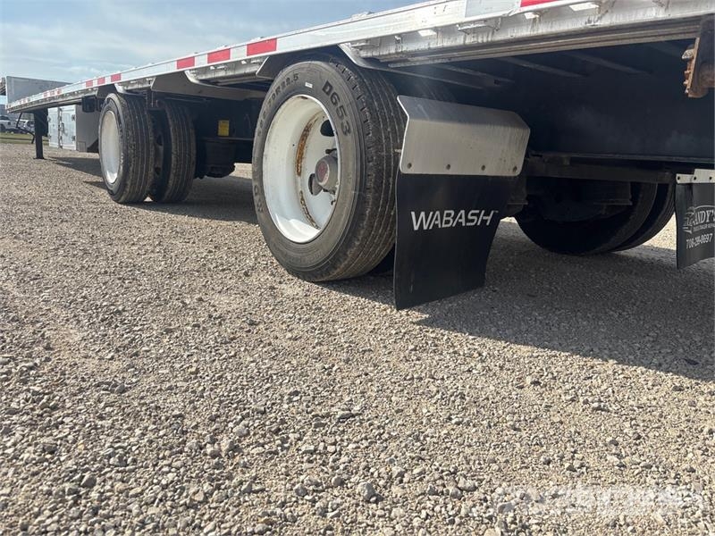 Wabash 53 ft T/A Step Deck Trailer 平板拖车
