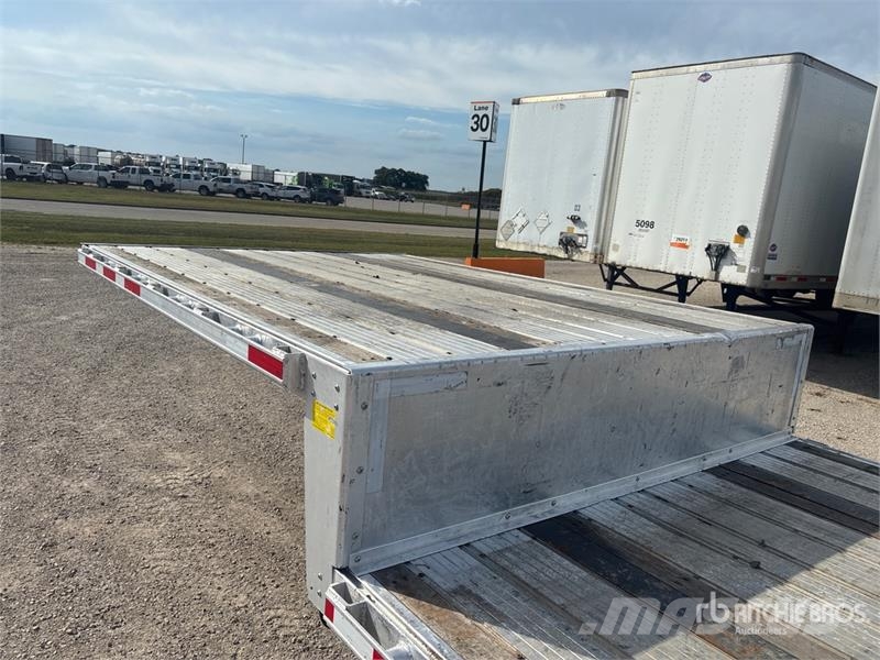 Wabash 53 ft T/A Step Deck Trailer 平板拖车