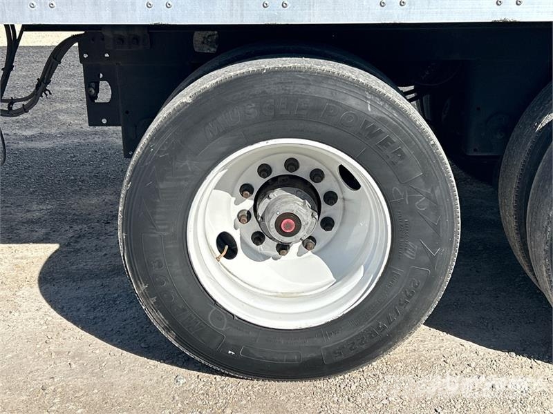 Wabash 53 ft x 102 in T/A Van Trailer Furgons
