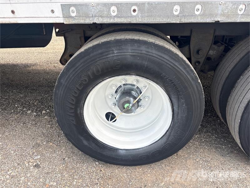 Wabash 53 ft x 102 in T/A Van Trailer Reboques baú