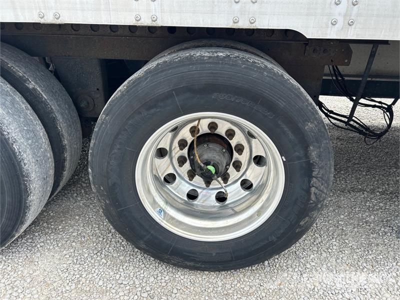 Wabash 53 ft x 102 in T/A Refrigerated Trailer نصف مقطورات بدرجة حرارة قابلة للضبط