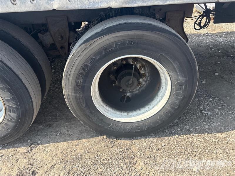 Wabash 53 ft x 102 in T/A Van Trailer 箱體拖車