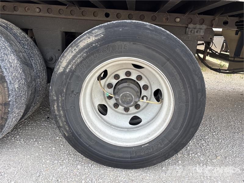 Wabash Dura-Plate 53 ft x 102 in T/A Van Trailer Прицепы-фургоны