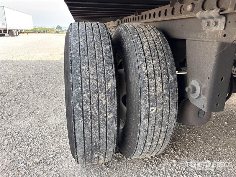 Wabash Dura-Plate 53 ft x 102 in T/A Van Trailer Прицепы-фургоны