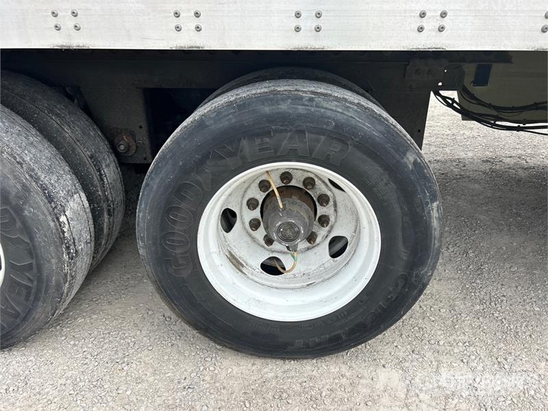 Wabash DVCVHPC 53 ft x 102 in T/A Van Trailer Прицепы-фургоны