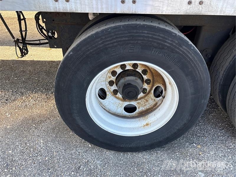 Wabash DVCVHPC 53 ft x 102 in T/A Van Trailer Прицепы-фургоны