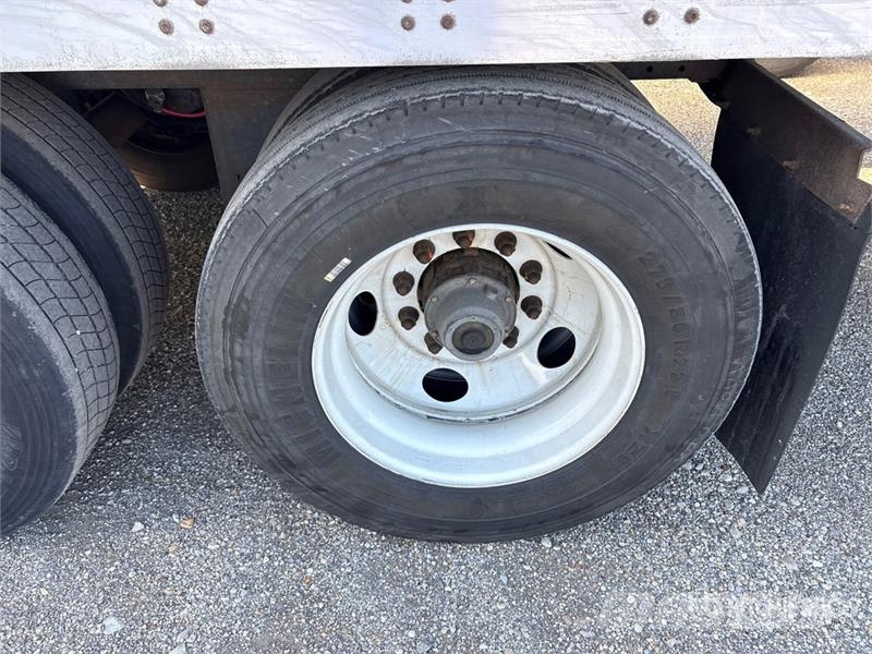 Wabash DVCVHPC 53 ft x 102 in T/A Van Trailer Прицепы-фургоны