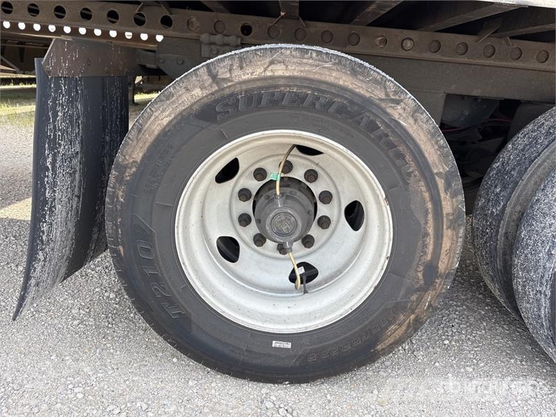Wabash DVCVHPC 53 ft x 102 in T/A Van Trailer Box Trailers