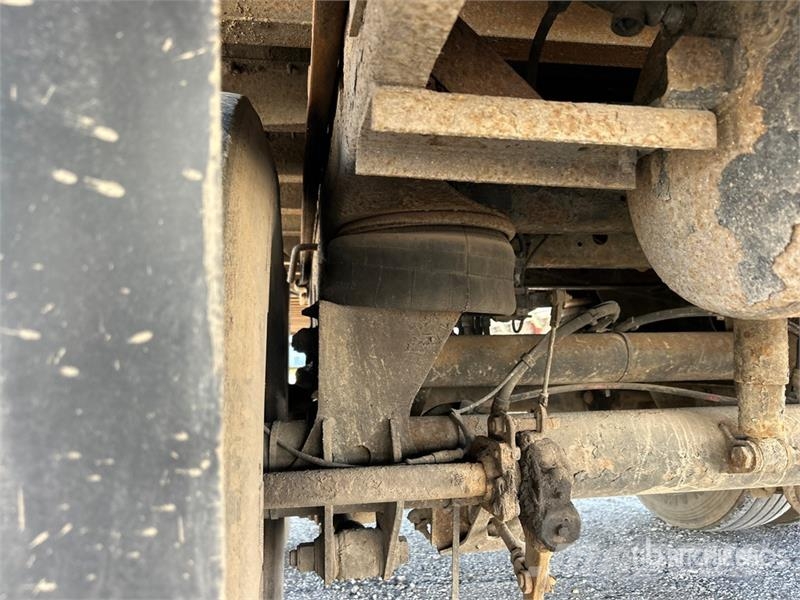 Wabash DVCVHPC 53 ft x 102 in T/A Van Trailer Remorci utilitare