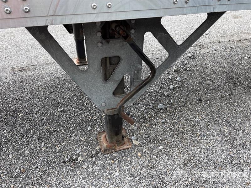 Wabash DVHDHPC 53 ft x 102 in T/A Van Trailer (Inoperable Cajas de remolque