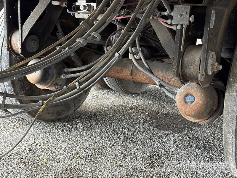 Wabash DVHDHPC 53 ft x 102 in T/A Van Trailer (Inoperable Cajas de remolque