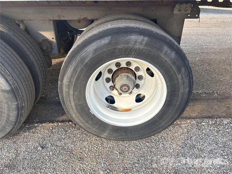 Wabash DVHDHPC 53 ft x 96 in T/A Van Trailer Reboques baú