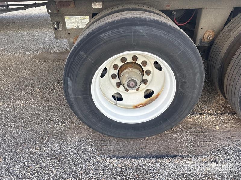 Wabash DVHDHPC 53 ft x 96 in T/A Van Trailer Reboques baú