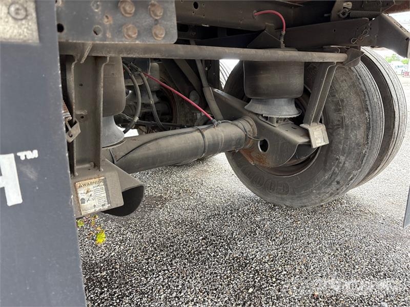 Wabash DVHDHPC 53 ft x 102 in T/A Van Trailer (Inoperable Cajas de remolque