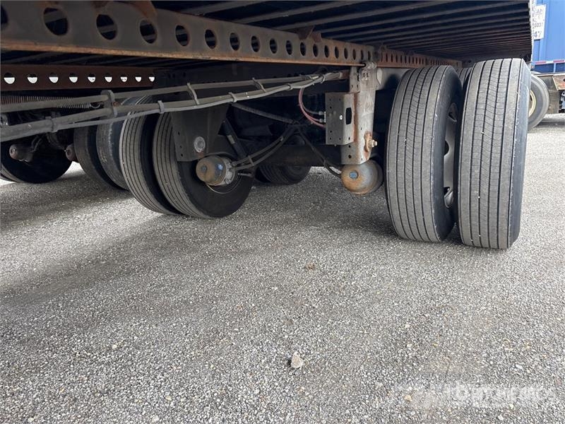 Wabash DVHDHPC 53 ft x 96 in T/A Van Trailer Box body trailers
