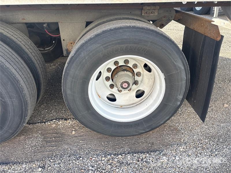 Wabash DVHDHPC 53 ft x 96 in T/A Van Trailer Reboques baú