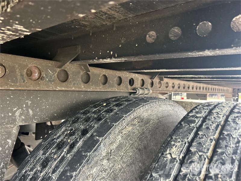 Wabash DVLSHPC 53 ft x 102 in T/A Van Trailer Skříňové přívěsy