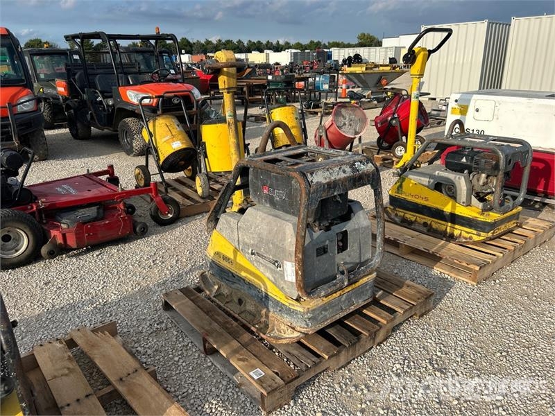 Wacker Neuson DPU-6055 Reversible Vibratory Plate Compactor Віброплити та вібротрамбовки