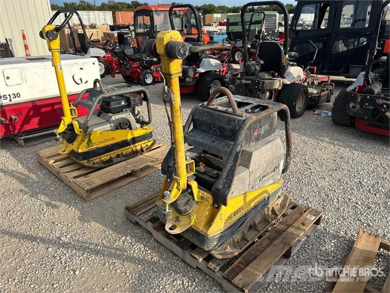 Wacker Neuson DPU-6055 Reversible Vibratory Plate Compactor Віброплити та вібротрамбовки