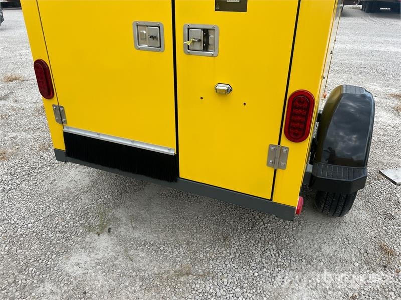 Wacker Neuson E1250 140000 BTU Hydronic Ground Heater 加熱和解凍設備
