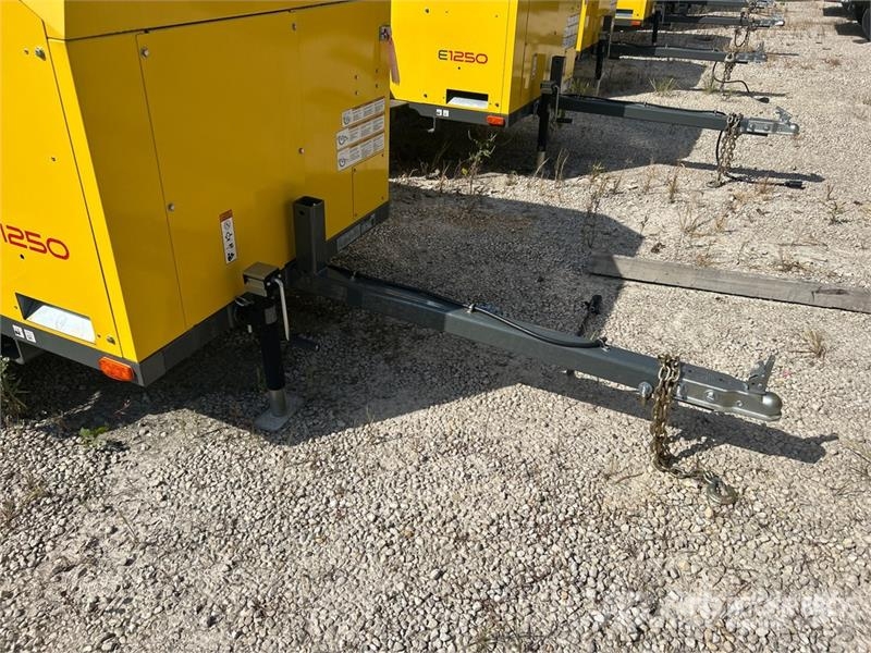 Wacker Neuson E1250 140000 BTU Hydronic Ground Heater Ogrevalna in odtajevalna oprema