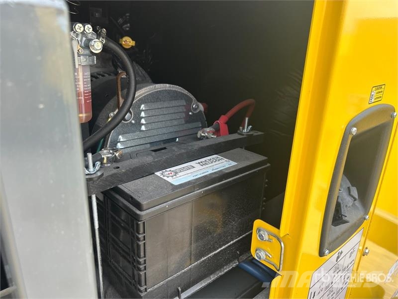 Wacker Neuson E1250 140000 BTU Hydronic Ground Heater 加熱和解凍設備