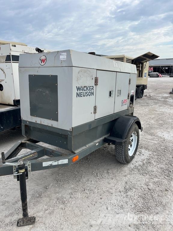 Wacker Neuson G-25 Generator Set Geradores a diesel
