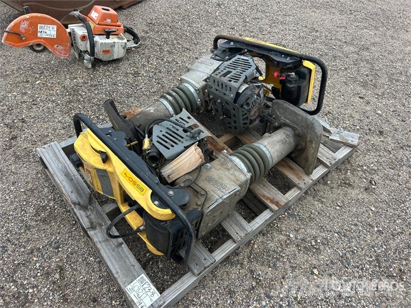 Wacker Neuson of (2) Wacker Neuson Jumping Jack Tamper Трамбовщики