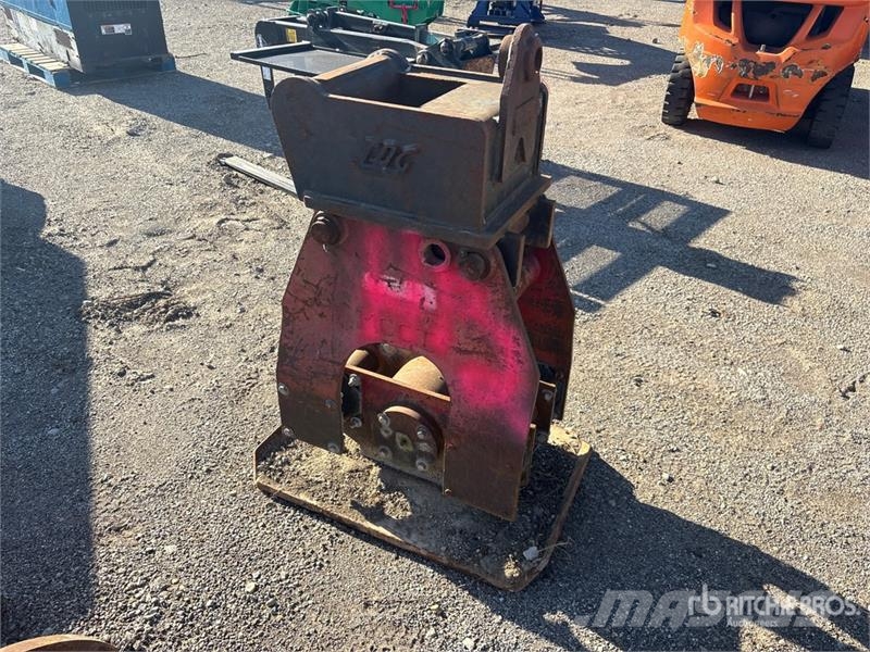 Wain-Roy Gen Pac 24 in Plate Compactor Attachment دكاكات أفقية