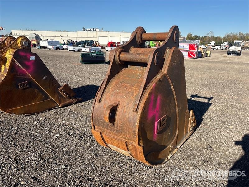 WB 28 in Excavator Bucket - Fits Cat 330 Buckets
