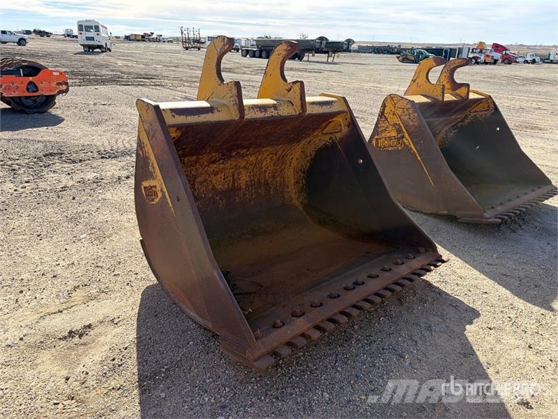 WBM 300-2.CU.B72 70 in Digging Excavator Bucket - Fits Godet