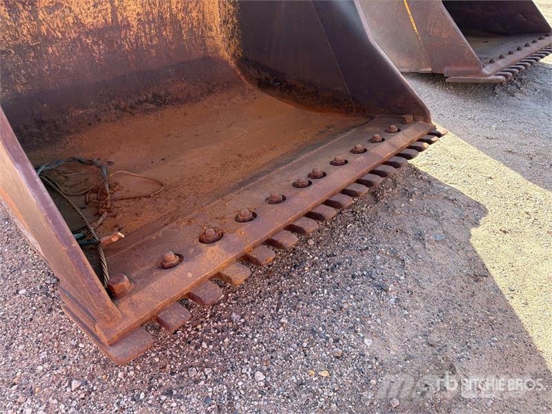 WBM 300-2.CU.B72 70 in Digging Excavator Bucket - Fits Godet