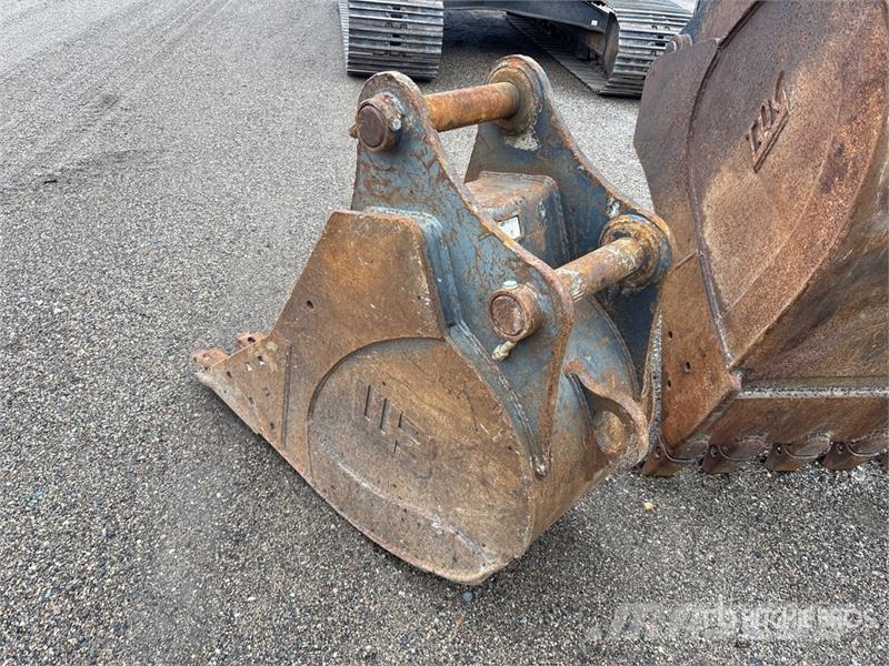 Werk-Brau 23 in Digging Excavator Bucket Lopaty