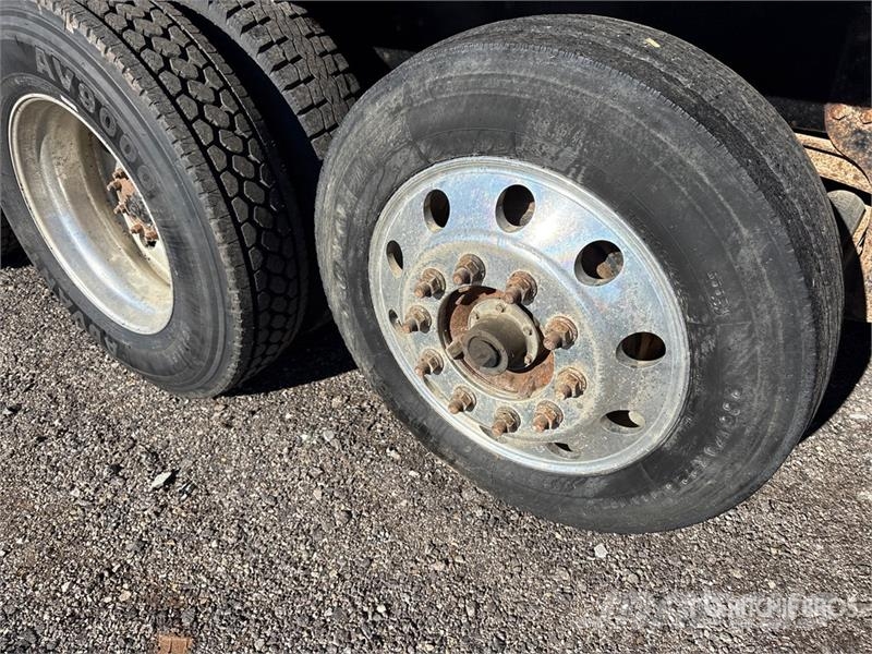 Western Star 4700 6x4 Tri/A Dump Truck Camion benne