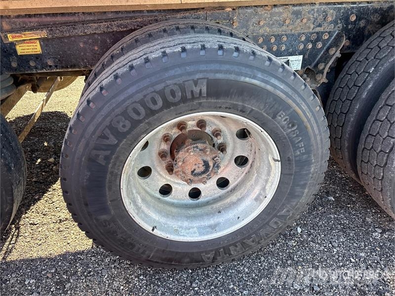 Western Star 4700 6x4 Tri/A Dump Truck Camion benne