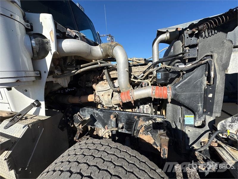 Western Star 4700 6x4 Tri/A Dump Truck Camion benne