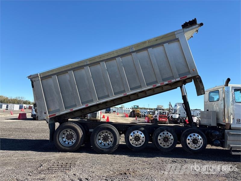 Western Star 4700 6x4 Tri/A Dump Truck Camion benne