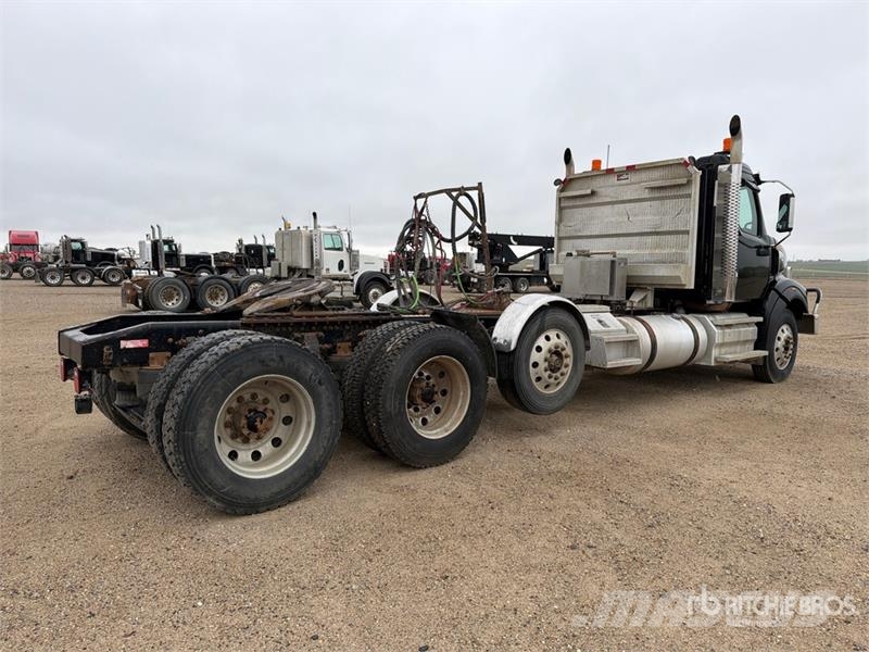 Western Star 49X 8x4 Tri/A Day Cab Truck Tractor Ciągniki siodłowe